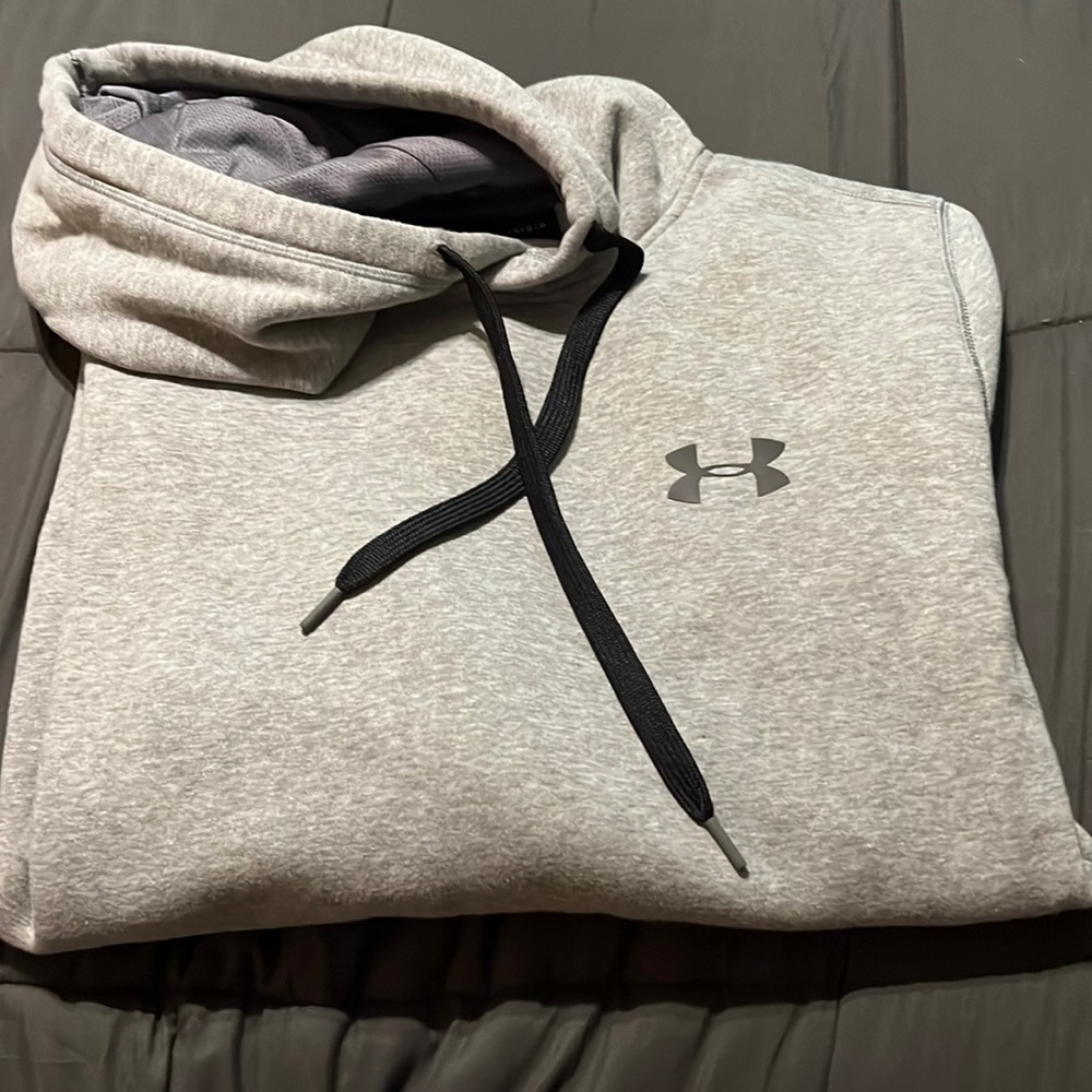 Like New Grey Under Armour Sweatshirt